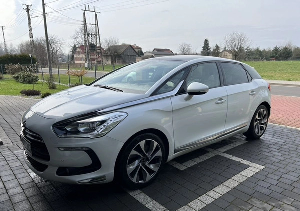 Citroen DS5 cena 49900 przebieg: 97000, rok produkcji 2013 z Warka małe 92